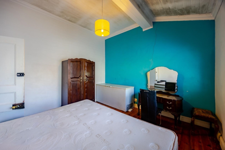 6 Bedroom Property for Sale in Woodstock Western Cape